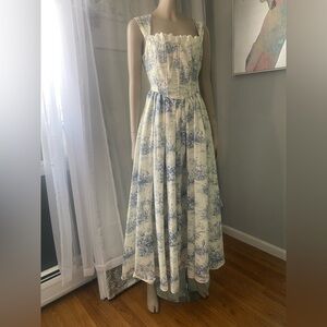Blue Toile Print White Maxi Dress